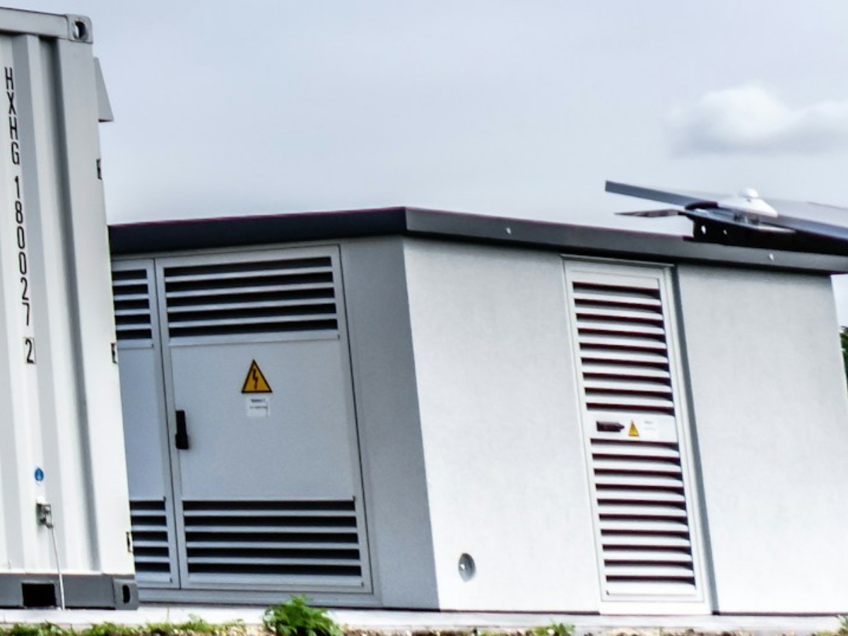 Representative photograph for Hybrid inverter cabinet
